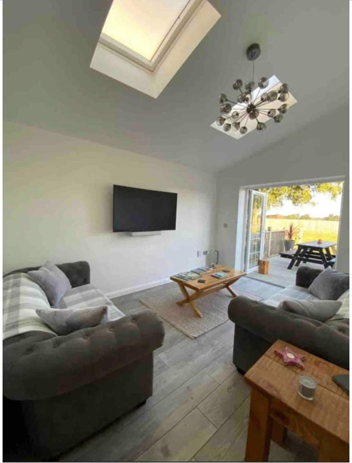 Near Woodbridge The Annexe Eyke Fantastic Views With Dog Secure Garden And Paddock Vila Exterior foto
