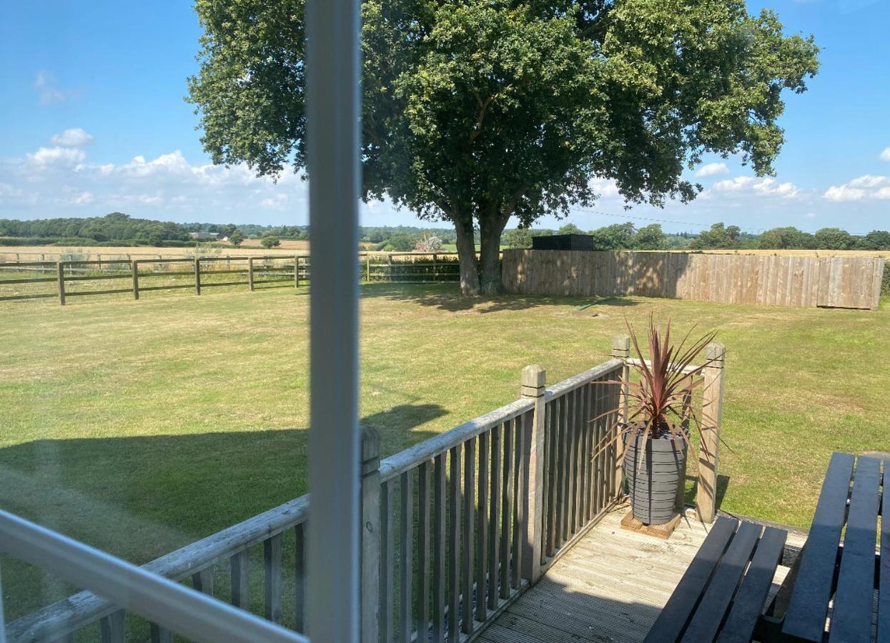 Near Woodbridge The Annexe Eyke Fantastic Views With Dog Secure Garden And Paddock Vila Exterior foto