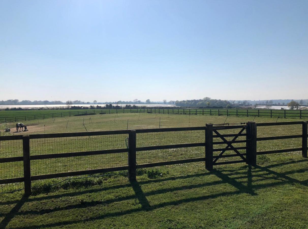 Near Woodbridge The Annexe Eyke Fantastic Views With Dog Secure Garden And Paddock Vila Exterior foto